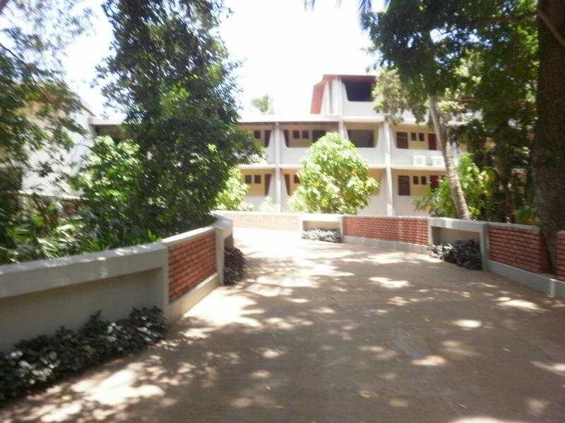 Peacock Beach Hotel Hambantota Exterior foto